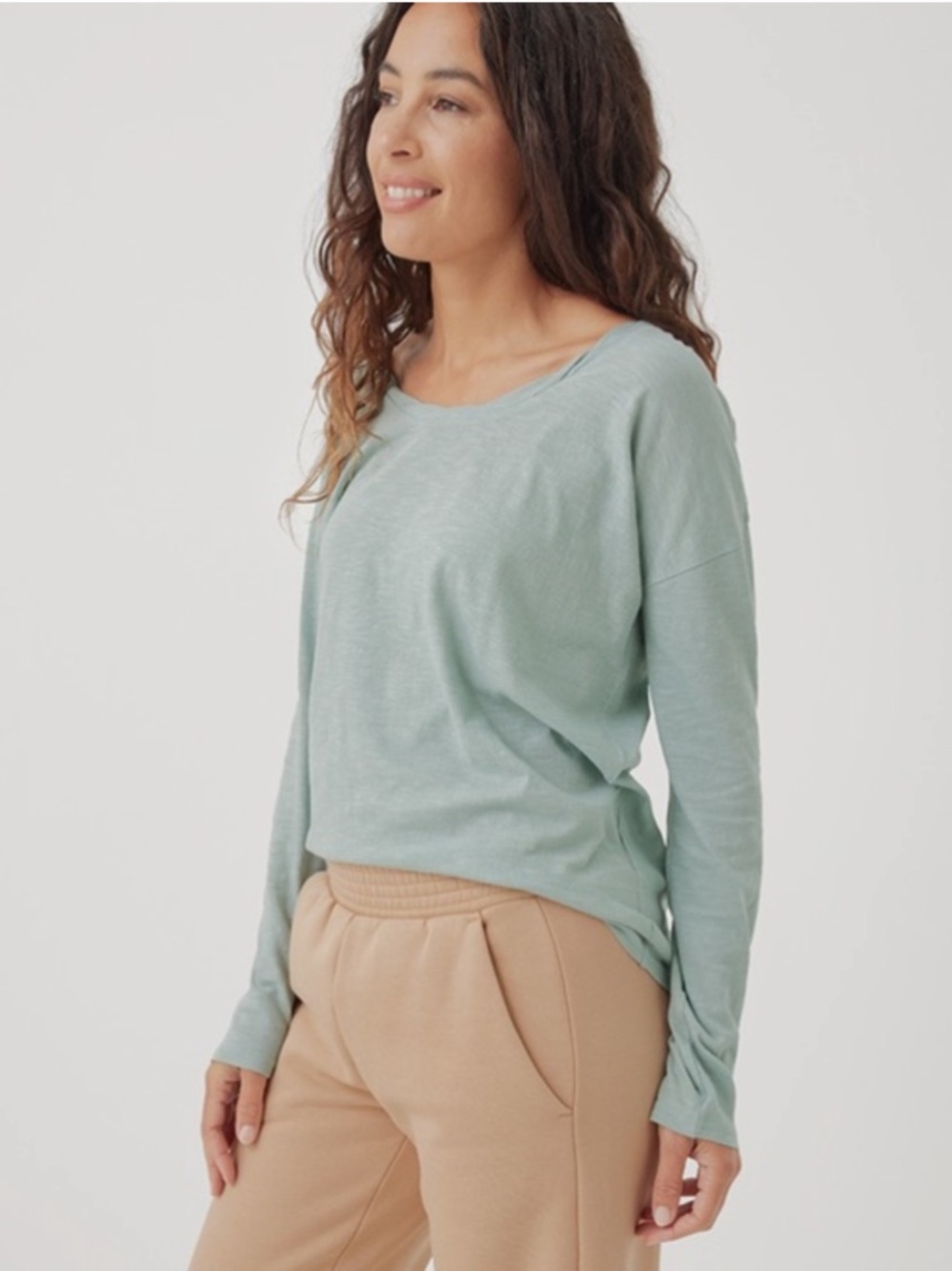 Pact organic cotton Featherweight Slub Relaxed Top in Sky Blue (Mint)